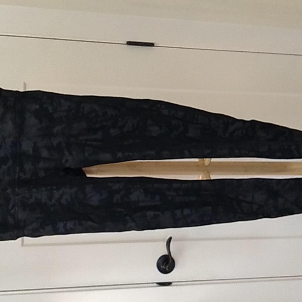 Spanx Camo Leggings size xl